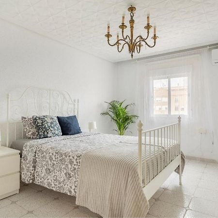 ולנסיה Holiday&Vacations Apartment On The Beach מראה חיצוני תמונה